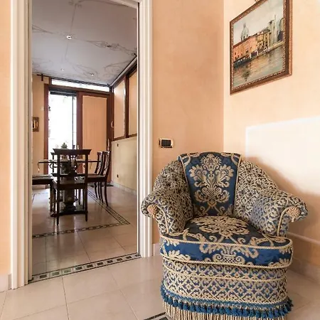 Comolake Fairytale-luxury With Swimming Pool Villa