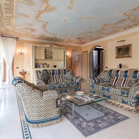 Comolake Fairytale-luxury With Swimming Pool